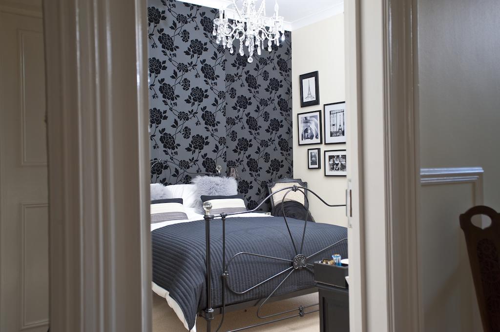 Cavendish Lodge Portsmouth Room photo